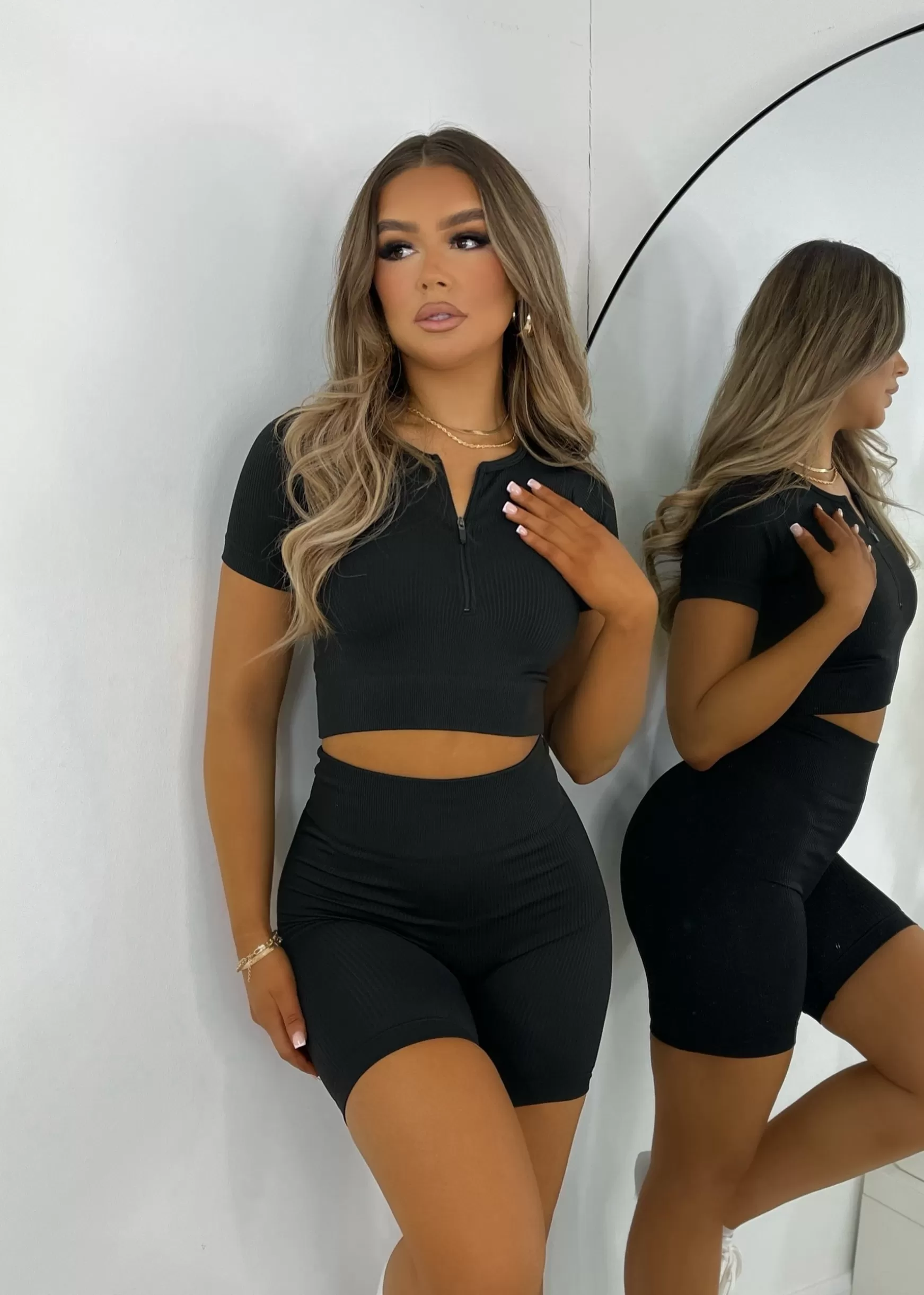Dressmezee Co-Ords<Comfort Szn Crop Top And Cycling Shorts Set - Black