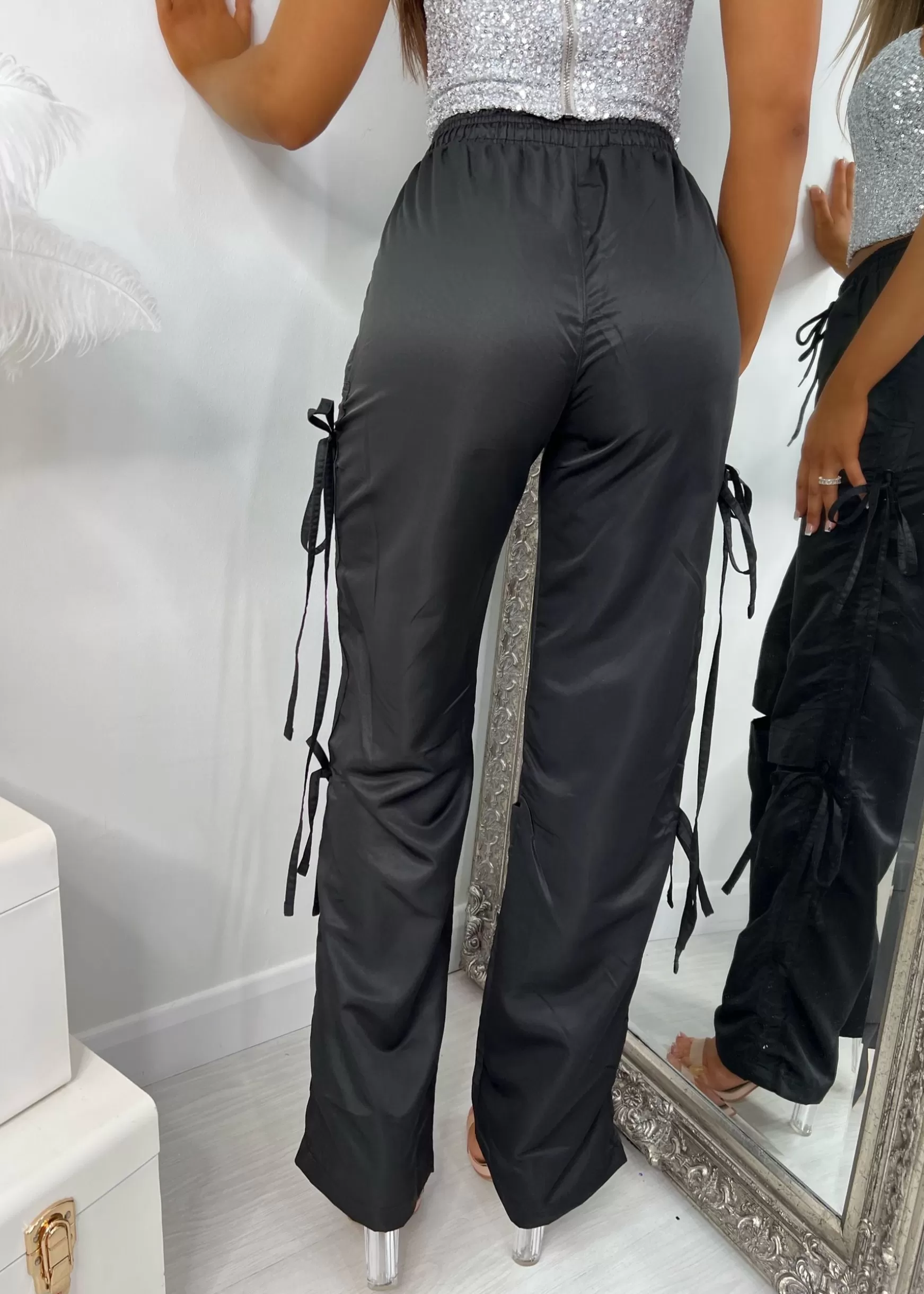 Dressmezee Bottoms<Iona Cargo Trousers - Black