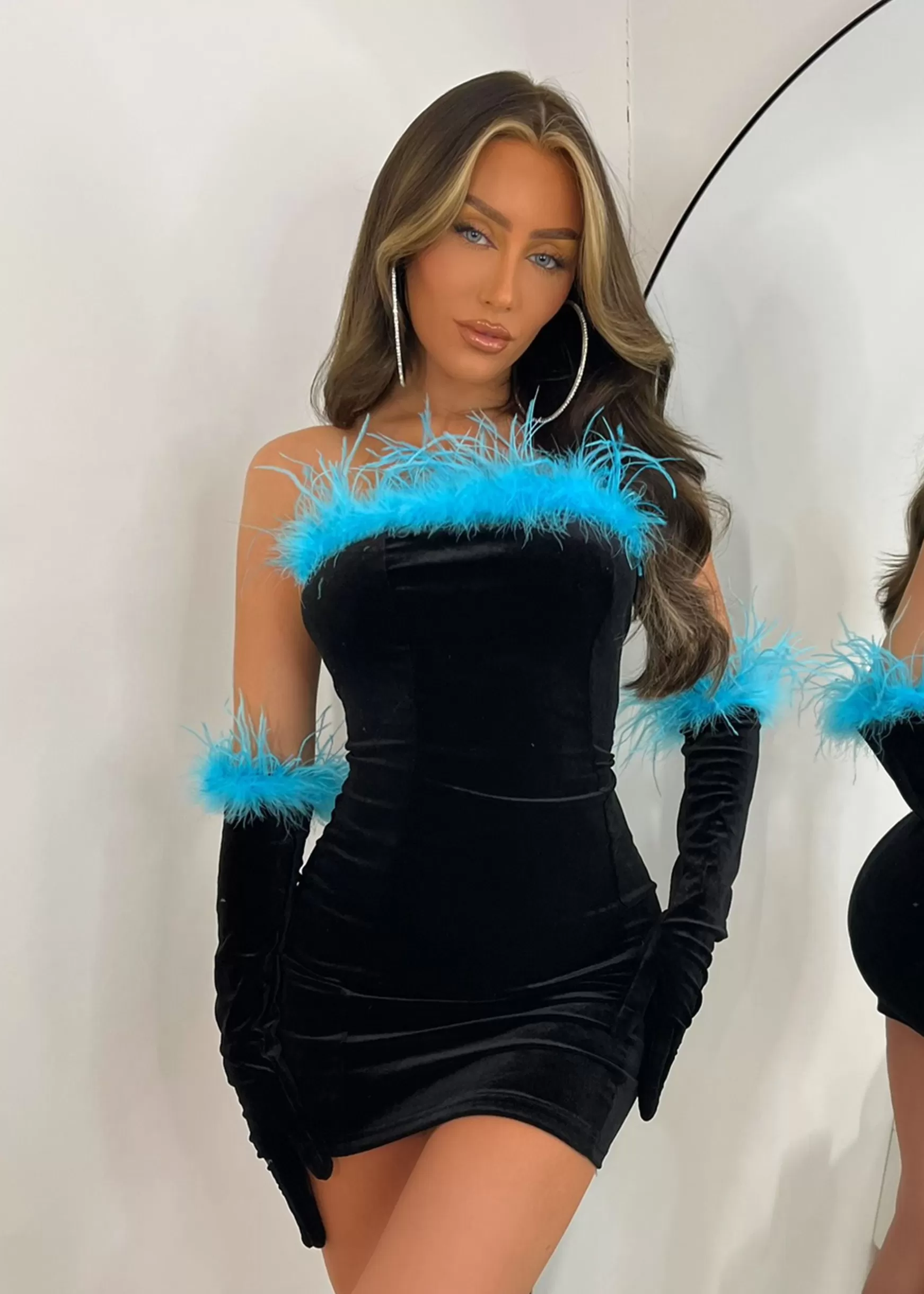 Dressmezee Dresses<No Temptations Velvet Feather Mini Dress With Gloves - Black/Blue